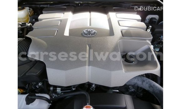 Buy Import Toyota Land Cruiser White Car in Import - Dubai in East Mahé Buy Import Toyota Land Cruiser White Car in Import - Dubai in East Mahé