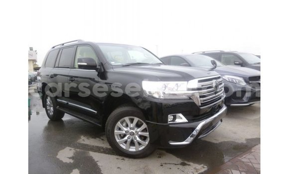 Buy Import Toyota Land Cruiser Black Car in Import - Dubai in East Mahé Buy Import Toyota Land Cruiser Black Car in Import - Dubai in East Mahé