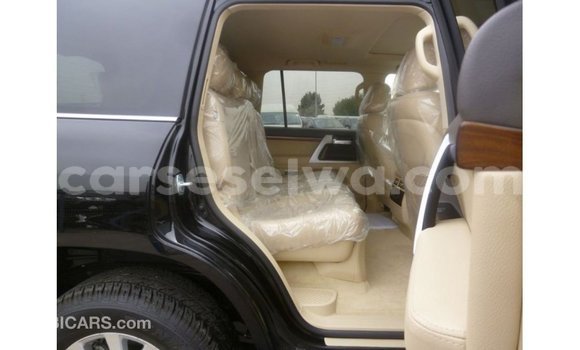 Buy Import Toyota Land Cruiser Black Car in Import - Dubai in East Mahé Buy Import Toyota Land Cruiser Black Car in Import - Dubai in East Mahé