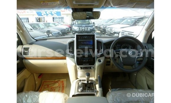 Buy Import Toyota Land Cruiser Black Car in Import - Dubai in East Mahé Buy Import Toyota Land Cruiser Black Car in Import - Dubai in East Mahé