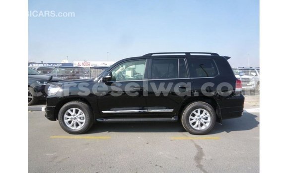 Buy Import Toyota Land Cruiser Black Car in Import - Dubai in East Mahé Buy Import Toyota Land Cruiser Black Car in Import - Dubai in East Mahé