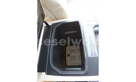 Buy Import Toyota Land Cruiser Black Car in Import - Dubai in East Mahé Buy Import Toyota Land Cruiser Black Car in Import - Dubai in East Mahé