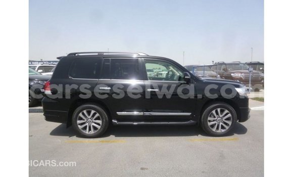 Buy Import Toyota Land Cruiser Black Car in Import - Dubai in East Mahé Buy Import Toyota Land Cruiser Black Car in Import - Dubai in East Mahé