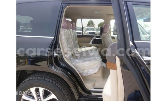 Buy Import Toyota Land Cruiser Black Car in Import - Dubai in East Mahé Buy Import Toyota Land Cruiser Black Car in Import - Dubai in East Mahé