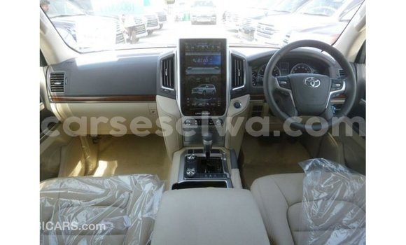 Buy Import Toyota Land Cruiser Blue Car in Import - Dubai in East Mahé Buy Import Toyota Land Cruiser Blue Car in Import - Dubai in East Mahé