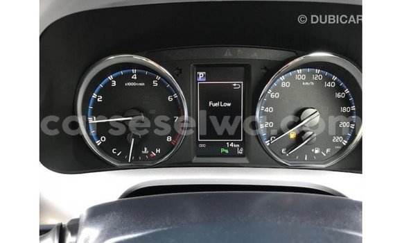 Acheter Import Utilitaire Toyota Ade Blanc à Import - Dubai, East Mahé Acheter Import Utilitaire Toyota Ade Blanc à Import - Dubai, East Mahé