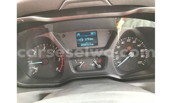 Buy Import Ford Club Wagon White Car in Import - Dubai in East Mahé Buy Import Ford Club Wagon White Car in Import - Dubai in East Mahé