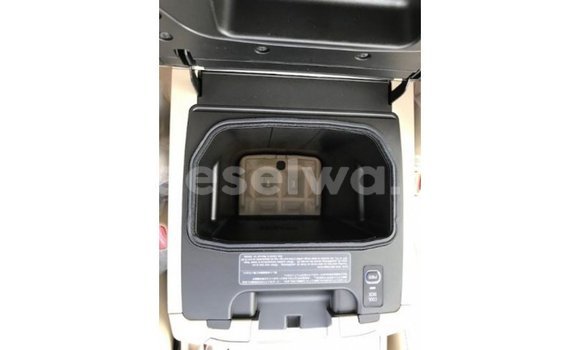 Buy Import Toyota Land Cruiser Black Car in Import - Dubai in East Mahé Buy Import Toyota Land Cruiser Black Car in Import - Dubai in East Mahé