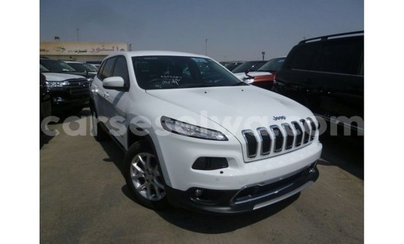 Acheter Import Voiture Jeep Cherokee Blanc à Import - Dubai, East Mahé