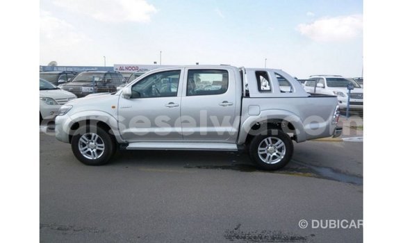 Acheter Import Voiture Toyota Hilux Autre à Import - Dubai, East Mahé Acheter Import Voiture Toyota Hilux Autre à Import - Dubai, East Mahé