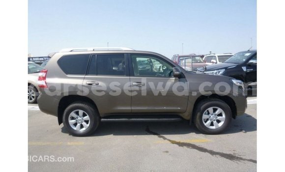 Acheter Import Voiture Toyota Prado Marron à Import - Dubai, East Mahé Acheter Import Voiture Toyota Prado Marron à Import - Dubai, East Mahé