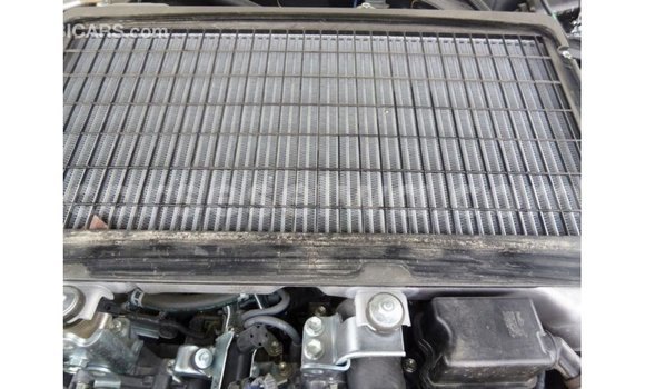 Acheter Import Voiture Toyota Land Cruiser Autre à Import - Dubai, East Mahé Acheter Import Voiture Toyota Land Cruiser Autre à Import - Dubai, East Mahé