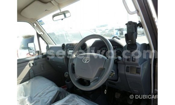 Buy Import Toyota Land Cruiser Other Car in Import - Dubai in East Mahé Buy Import Toyota Land Cruiser Other Car in Import - Dubai in East Mahé