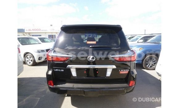 Acheter Import Voiture Lexus LX Noir à Import - Dubai, East Mahé Acheter Import Voiture Lexus LX Noir à Import - Dubai, East Mahé