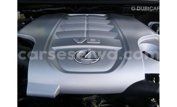 Acheter Import Voiture Lexus LX Noir à Import - Dubai, East Mahé Acheter Import Voiture Lexus LX Noir à Import - Dubai, East Mahé