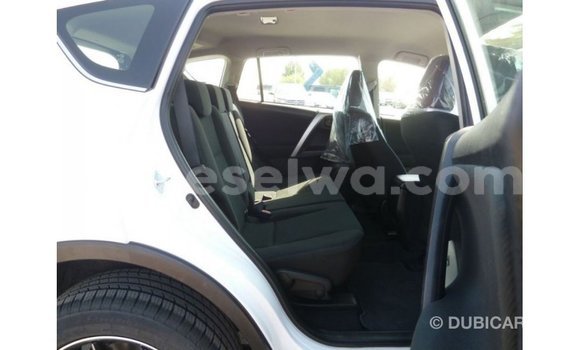 Buy Import Toyota Ade White Truck in Import - Dubai in East Mahé Buy Import Toyota Ade White Truck in Import - Dubai in East Mahé