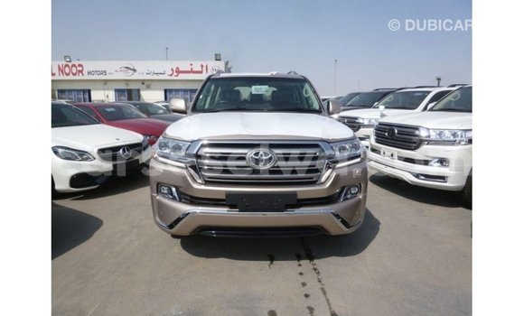 Buy Import Toyota Land Cruiser Other Car in Import - Dubai in East Mahé Buy Import Toyota Land Cruiser Other Car in Import - Dubai in East Mahé