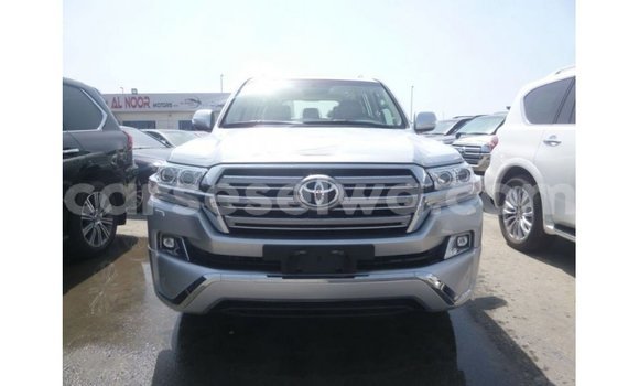Acheter Import Voiture Toyota Land Cruiser Autre à Import - Dubai, East Mahé Acheter Import Voiture Toyota Land Cruiser Autre à Import - Dubai, East Mahé