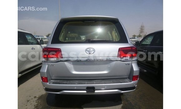 Acheter Import Voiture Toyota Land Cruiser Autre à Import - Dubai, East Mahé Acheter Import Voiture Toyota Land Cruiser Autre à Import - Dubai, East Mahé