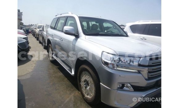 Acheter Import Voiture Toyota Land Cruiser Autre à Import - Dubai, East Mahé Acheter Import Voiture Toyota Land Cruiser Autre à Import - Dubai, East Mahé