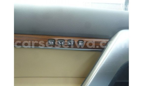 Acheter Import Voiture Toyota Land Cruiser Autre à Import - Dubai, East Mahé Acheter Import Voiture Toyota Land Cruiser Autre à Import - Dubai, East Mahé