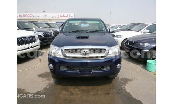 Buy Import Toyota Hilux Blue Car in Import - Dubai in East Mahé Buy Import Toyota Hilux Blue Car in Import - Dubai in East Mahé