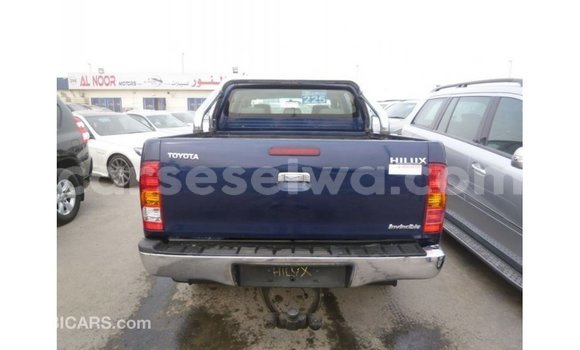 Buy Import Toyota Hilux Blue Car in Import - Dubai in East Mahé Buy Import Toyota Hilux Blue Car in Import - Dubai in East Mahé