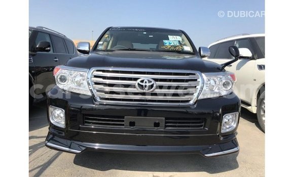 Buy Import Toyota Land Cruiser Black Car in Import - Dubai in East Mahé Buy Import Toyota Land Cruiser Black Car in Import - Dubai in East Mahé