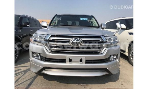 Buy Import Toyota Land Cruiser Other Car in Import - Dubai in East Mahé Buy Import Toyota Land Cruiser Other Car in Import - Dubai in East Mahé