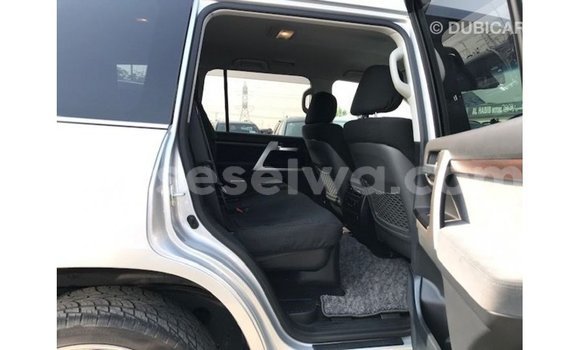 Buy Import Toyota Land Cruiser Other Car in Import - Dubai in East Mahé Buy Import Toyota Land Cruiser Other Car in Import - Dubai in East Mahé