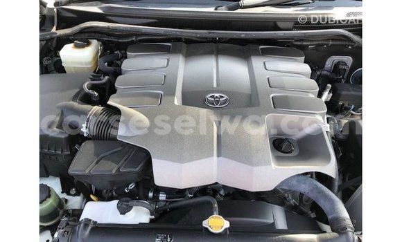 Buy Import Toyota Land Cruiser White Car in Import - Dubai in East Mahé Buy Import Toyota Land Cruiser White Car in Import - Dubai in East Mahé