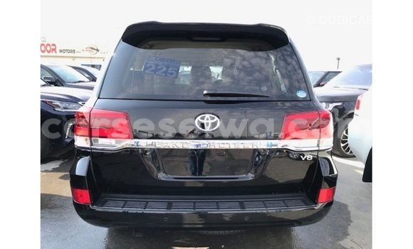 Buy Import Toyota Land Cruiser Black Car in Import - Dubai in East Mahé Buy Import Toyota Land Cruiser Black Car in Import - Dubai in East Mahé