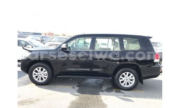 Buy Import Toyota Land Cruiser Black Car in Import - Dubai in East Mahé Buy Import Toyota Land Cruiser Black Car in Import - Dubai in East Mahé