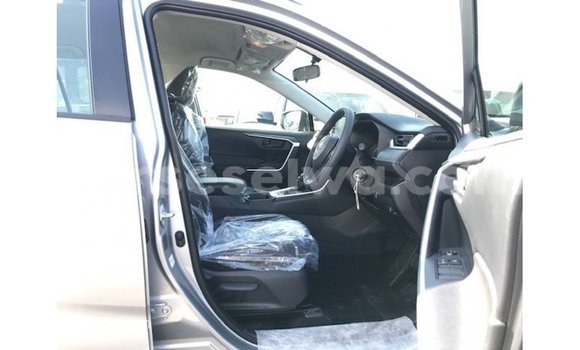 Acheter Import Utilitaire Toyota Ade Autre à Import - Dubai, East Mahé Acheter Import Utilitaire Toyota Ade Autre à Import - Dubai, East Mahé