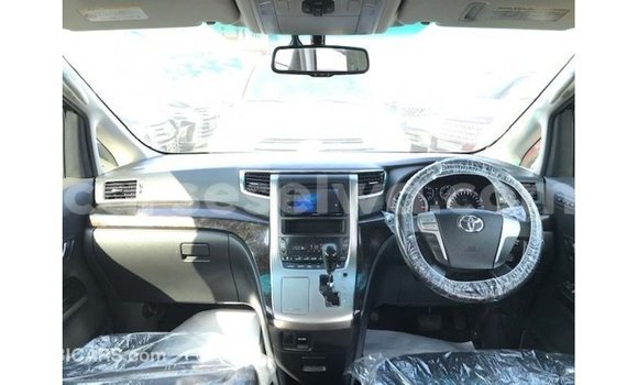 Buy Import Toyota Vellfire White Car in Import - Dubai in East Mahé Buy Import Toyota Vellfire White Car in Import - Dubai in East Mahé