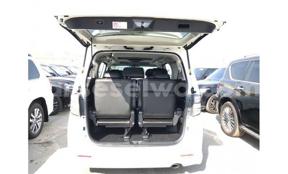Buy Import Toyota Vellfire White Car in Import - Dubai in East Mahé Buy Import Toyota Vellfire White Car in Import - Dubai in East Mahé