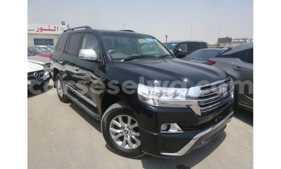 Buy Import Toyota Land Cruiser Black Car in Import - Dubai in East Mahé Buy Import Toyota Land Cruiser Black Car in Import - Dubai in East Mahé