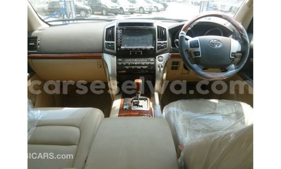 Buy Import Toyota Land Cruiser Black Car in Import - Dubai in East Mahé Buy Import Toyota Land Cruiser Black Car in Import - Dubai in East Mahé