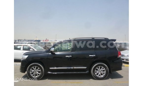 Buy Import Toyota Land Cruiser Black Car in Import - Dubai in East Mahé Buy Import Toyota Land Cruiser Black Car in Import - Dubai in East Mahé