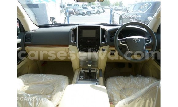 Buy Import Toyota Land Cruiser Black Car in Import - Dubai in East Mahé Buy Import Toyota Land Cruiser Black Car in Import - Dubai in East Mahé