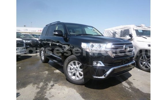 Buy Import Toyota Land Cruiser Black Car in Import - Dubai in East Mahé Buy Import Toyota Land Cruiser Black Car in Import - Dubai in East Mahé