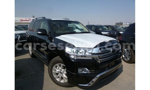 Acheter Import Voiture Toyota Land Cruiser Noir à Import - Dubai, East Mahé Acheter Import Voiture Toyota Land Cruiser Noir à Import - Dubai, East Mahé