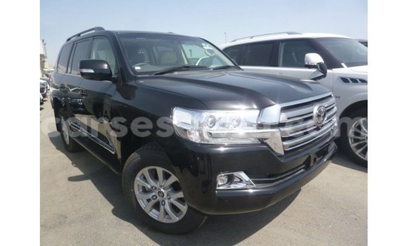 Buy Import Toyota Land Cruiser Black Car in Import - Dubai in East Mahé Buy Import Toyota Land Cruiser Black Car in Import - Dubai in East Mahé