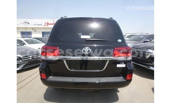 Buy Import Toyota Land Cruiser Black Car in Import - Dubai in East Mahé Buy Import Toyota Land Cruiser Black Car in Import - Dubai in East Mahé