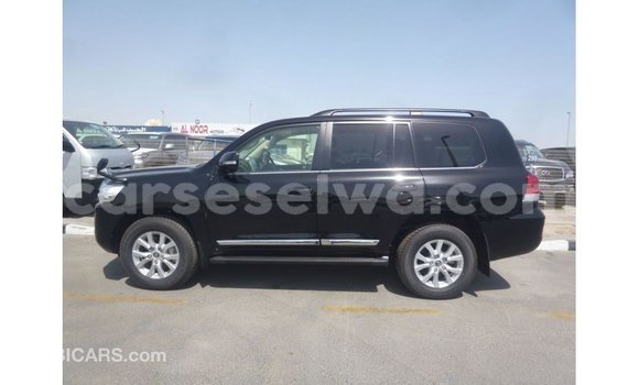 Buy Import Toyota Land Cruiser Black Car in Import - Dubai in East Mahé Buy Import Toyota Land Cruiser Black Car in Import - Dubai in East Mahé
