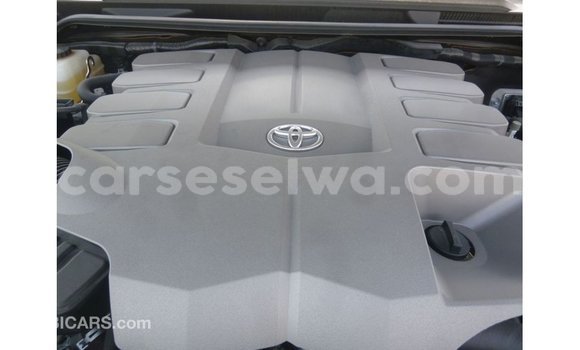 Buy Import Toyota Land Cruiser Black Car in Import - Dubai in East Mahé Buy Import Toyota Land Cruiser Black Car in Import - Dubai in East Mahé