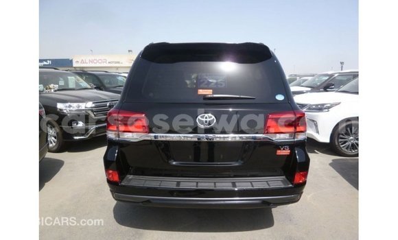 Buy Import Toyota Land Cruiser Black Car in Import - Dubai in East Mahé Buy Import Toyota Land Cruiser Black Car in Import - Dubai in East Mahé