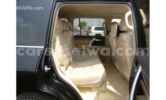 Buy Import Toyota Land Cruiser Black Car in Import - Dubai in East Mahé Buy Import Toyota Land Cruiser Black Car in Import - Dubai in East Mahé