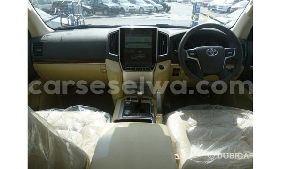 Buy Import Toyota Land Cruiser Other Car in Import - Dubai in East Mahé Buy Import Toyota Land Cruiser Other Car in Import - Dubai in East Mahé