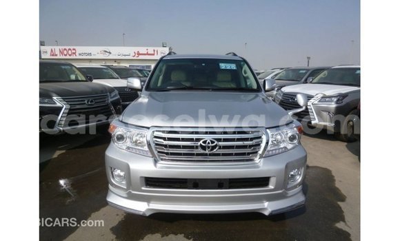 Buy Import Toyota Land Cruiser Other Car in Import - Dubai in East Mahé Buy Import Toyota Land Cruiser Other Car in Import - Dubai in East Mahé